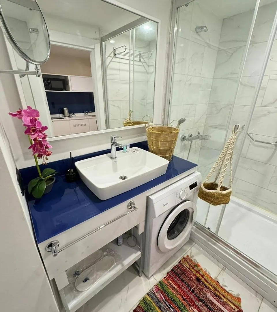 ***** Hotel Beautiful Apartments Near The Sea - Orbi City N5 Batumi Georgia